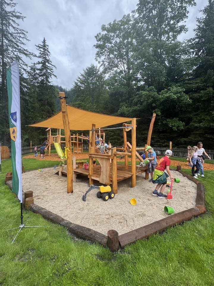 Spielplatz Sandkasten